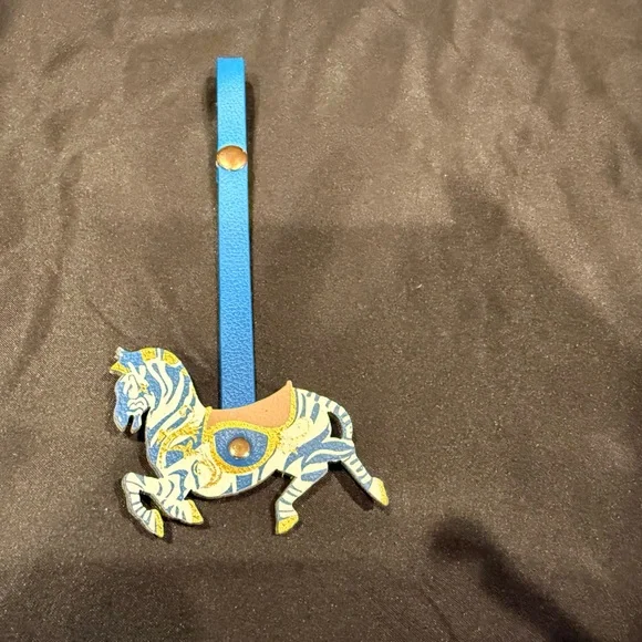 Louis Vuitton VIP Holiday Carousel Colormania Zebra Bag Charm Limited Edition - Picture 4 of 14